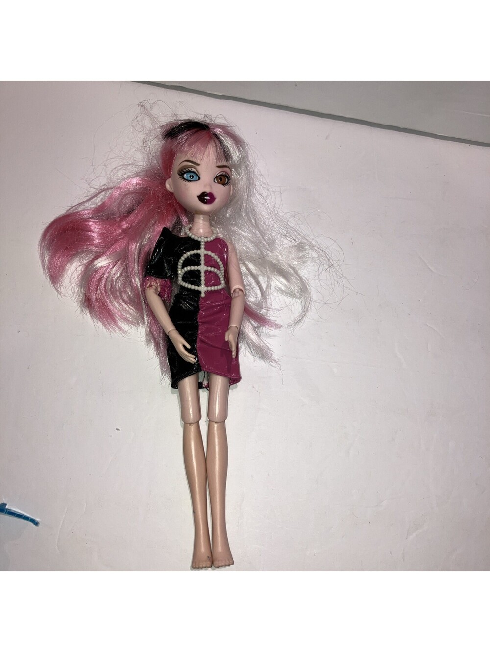 MGA Bratz Bratzillaz Cloetta Spelletta Glam Gets Wicked Doll
